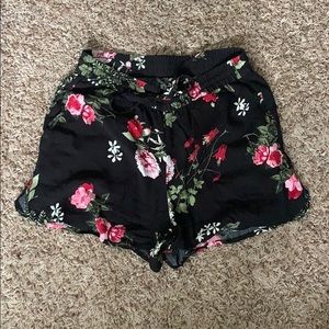 Super cute flowy shorts!!!